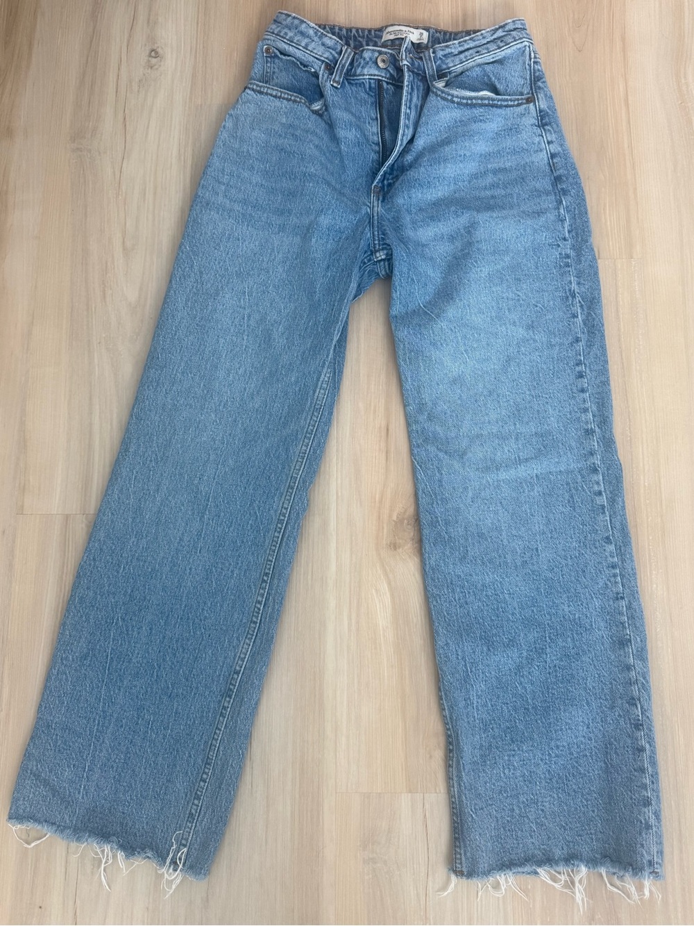 Abercrombie 90s relaxed high rise jean - short curve love